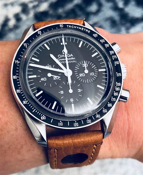 omega speedmaster moonwatch hk